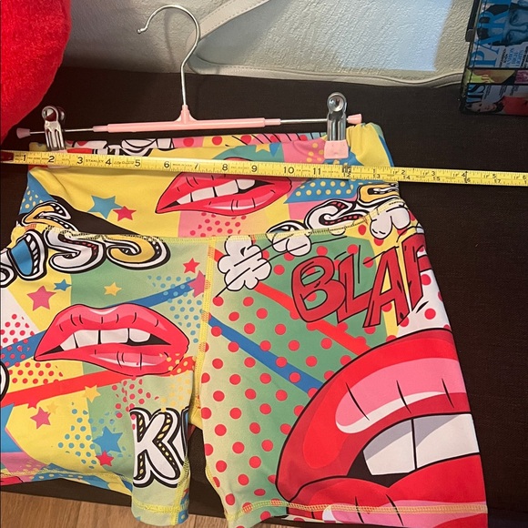 #1294=Colorful Graphic Print Shorts - Picture 4 of 5
